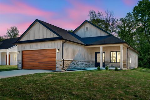 Photo of 1766 Northpoint Lane, Springfield, OH 45503 (MLS # 1045607)
