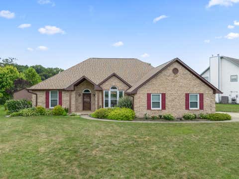 Photo of 7847 Kings Ridge Circle, Fairborn, OH 45324 (MLS # 1047430)