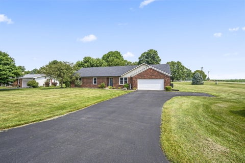 Photo of 14991 Charm Hill Drive, Sidney, OH 45365 (MLS # 1046961)