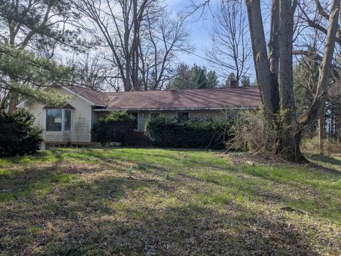 Photo of 5031 W National Road, Springfield, OH 45504 (MLS # 1044522)