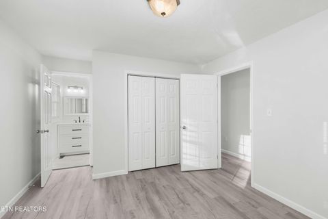 Tiny photo for 508 Hale Ave, Morristown, TN 37813 (MLS # 1324797)