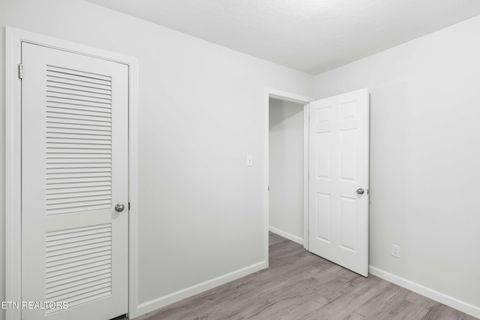 Tiny photo for 508 Hale Ave, Morristown, TN 37813 (MLS # 1324797)