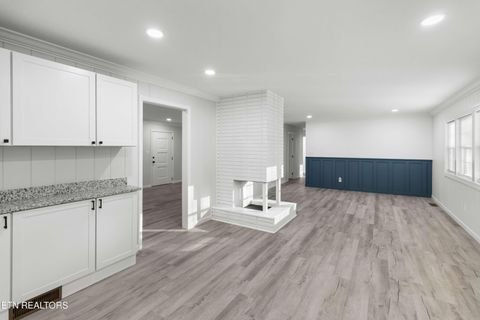 Tiny photo for 508 Hale Ave, Morristown, TN 37813 (MLS # 1324797)