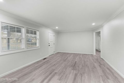 Tiny photo for 508 Hale Ave, Morristown, TN 37813 (MLS # 1324797)