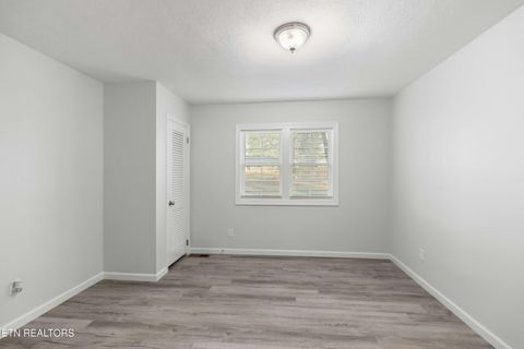 Tiny photo for 508 Hale Ave, Morristown, TN 37813 (MLS # 1324797)