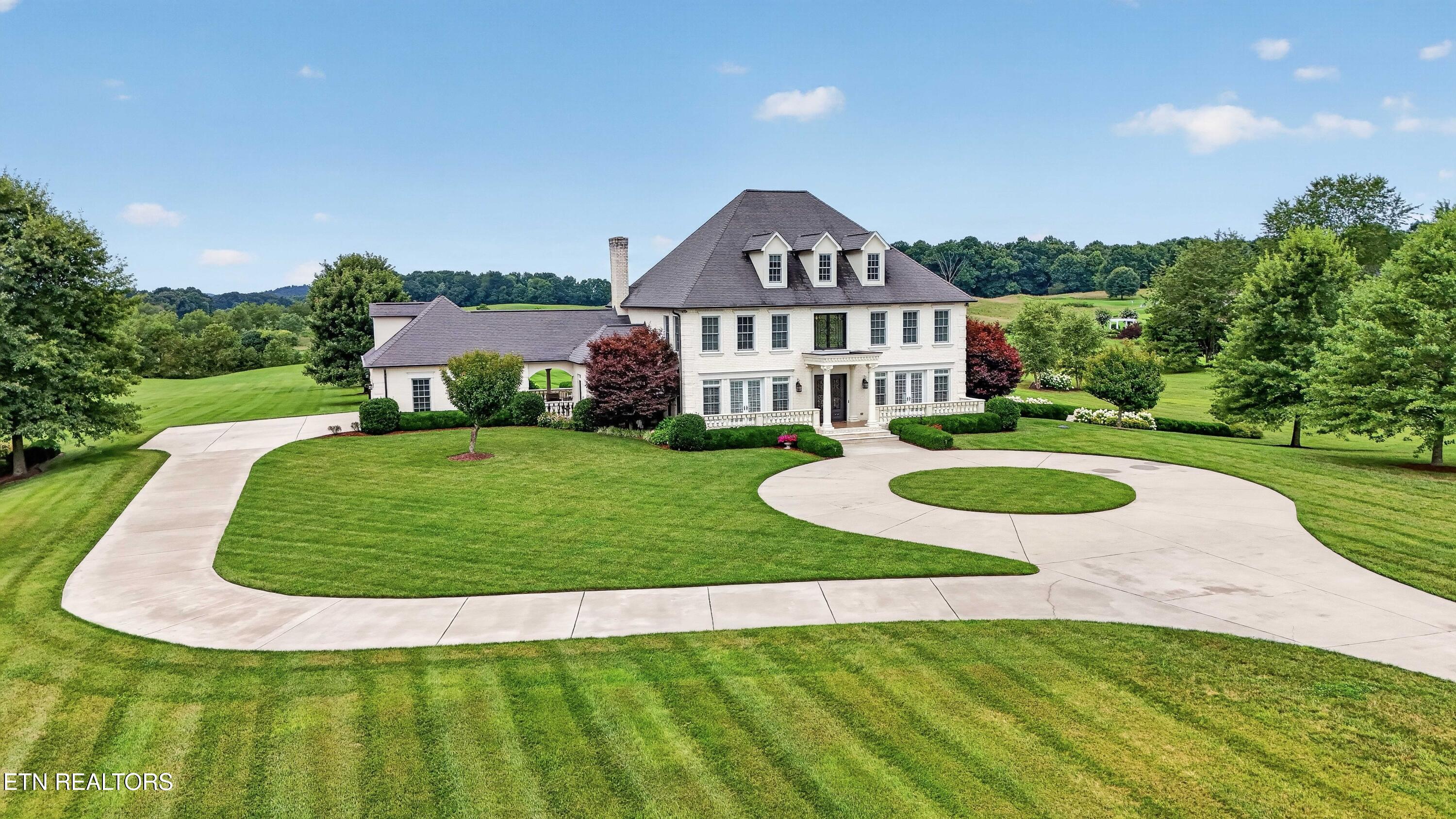 2644 N Highway 81