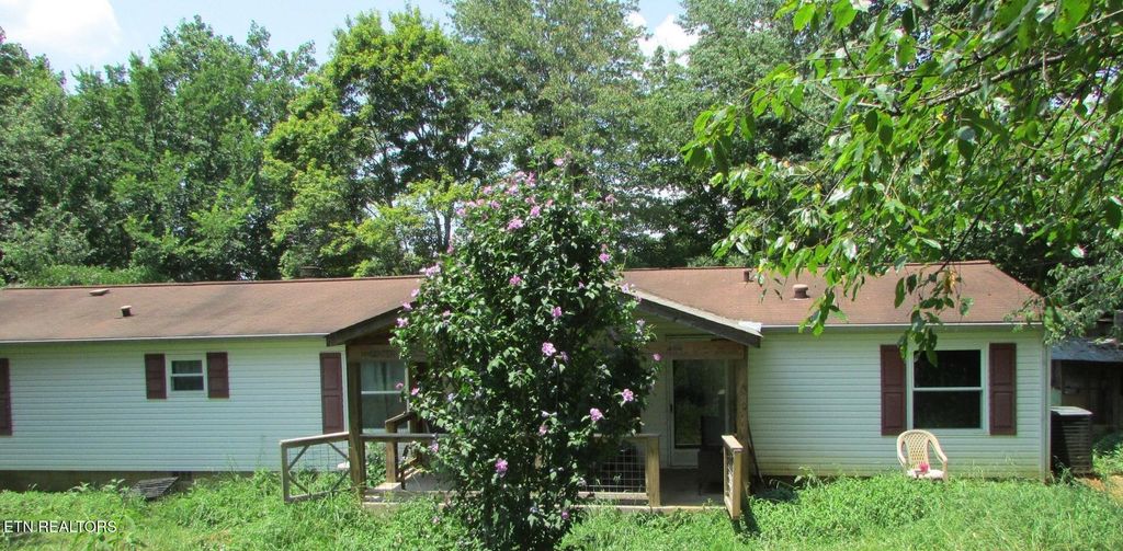 Photo of 117 Hardin Cemetery Court, Friendsville, TN 37737 (MLS # 1307405)