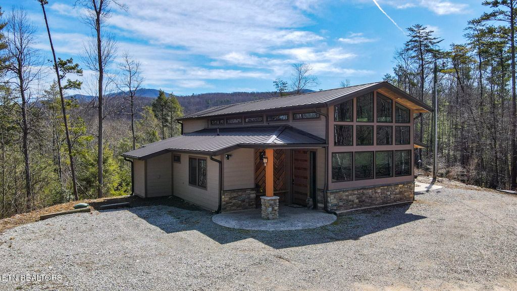 Photo of 750 Old Furnace Rd, Tellico Plains, TN 37385 (MLS # 1291366)