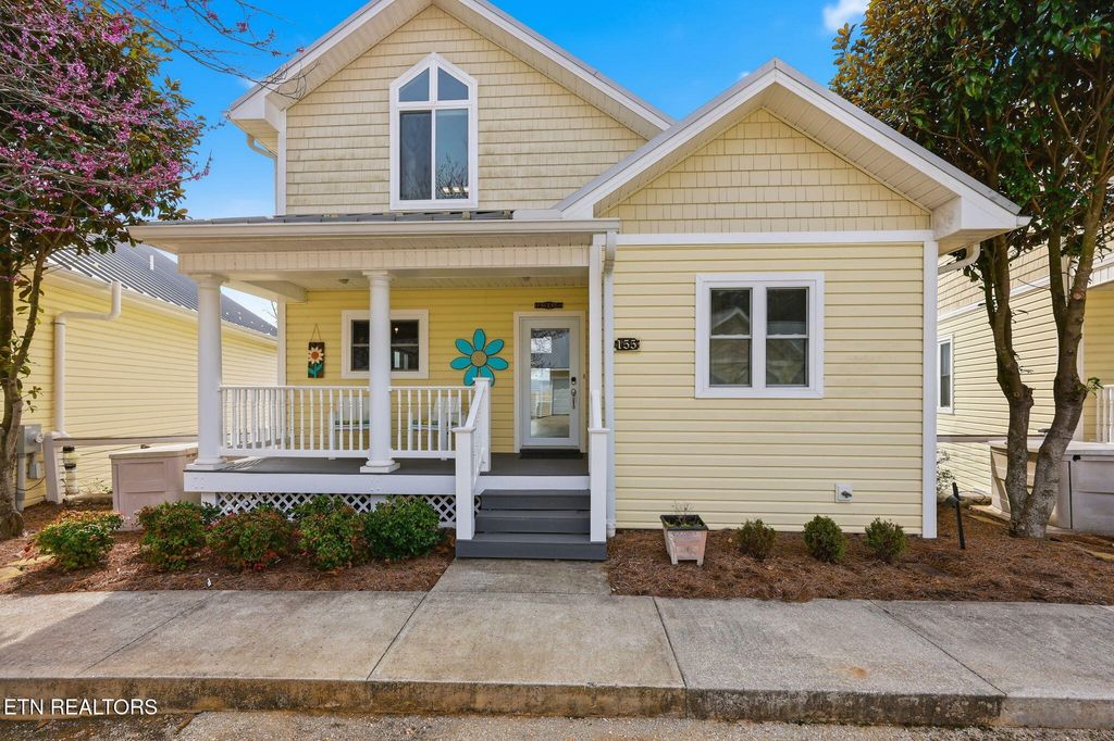 Photo of 155 N Deer Village Lane, LaFollette, TN 37766 (MLS # 1333574)