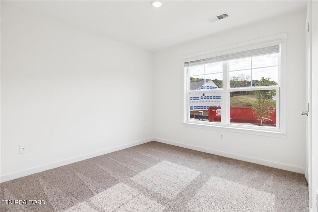 Photo of 177 N Rolling Meadows Drive, Harriman, TN 37748 (MLS # 1308991)