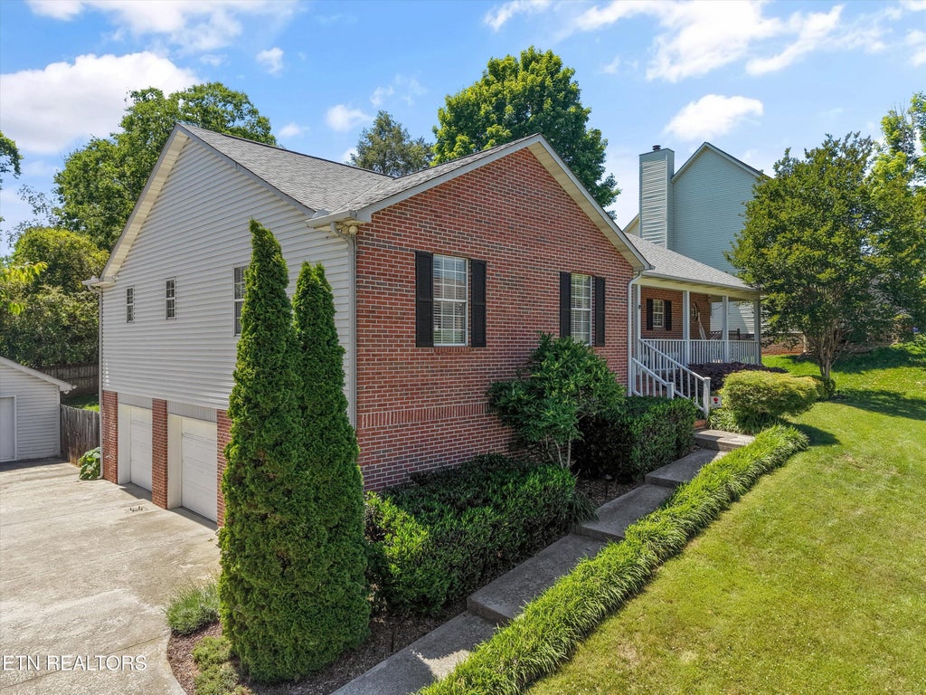 Photo of 7701 Windwood Drive, Powell, TN 37849 (MLS # 1341757)