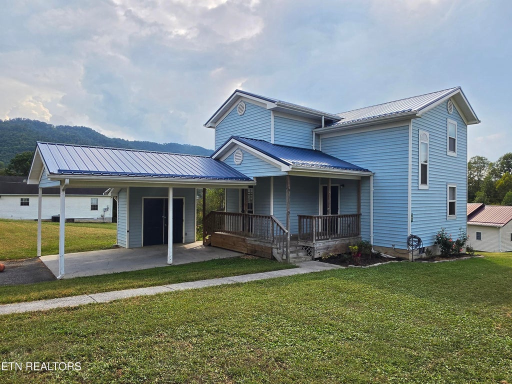 Photo of 181 Pinecone Rd, Dryden, VA 24243 (MLS # 1356079)