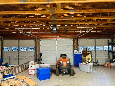 Tiny photo for 307 Russell Ave, Harriman, TN 37748 (MLS # 1321014)