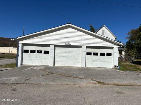 Tiny photo for 307 Russell Ave, Harriman, TN 37748 (MLS # 1321014)