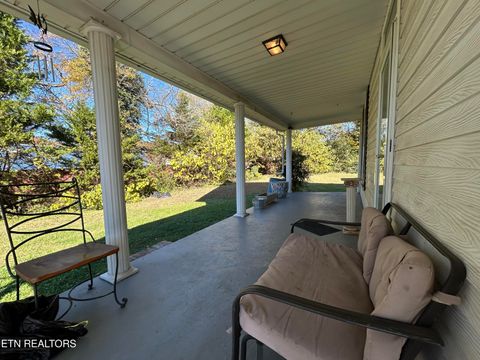 Tiny photo for 307 Russell Ave, Harriman, TN 37748 (MLS # 1321014)