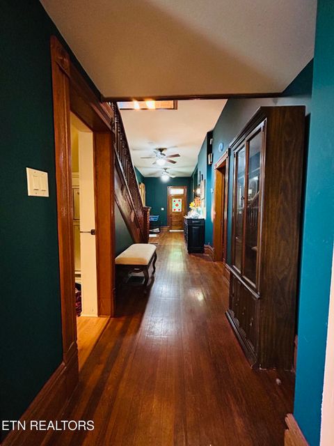 Tiny photo for 307 Russell Ave, Harriman, TN 37748 (MLS # 1321014)