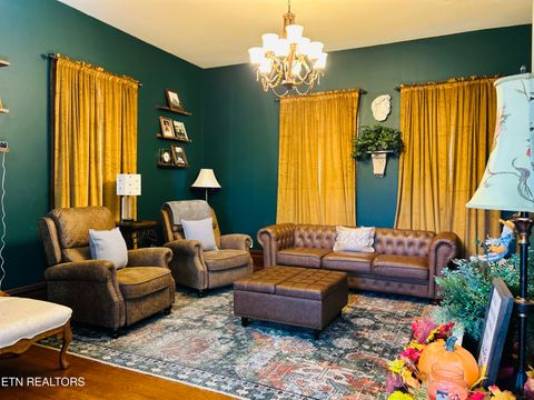 Tiny photo for 307 Russell Ave, Harriman, TN 37748 (MLS # 1321014)