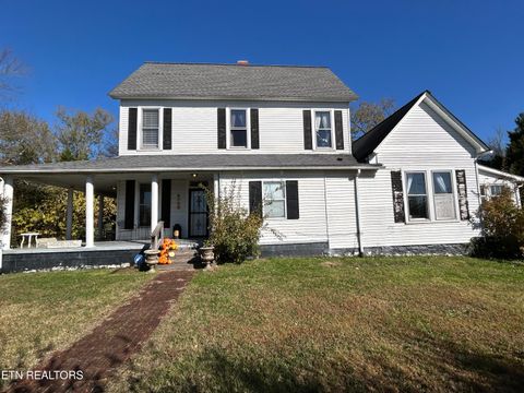 Tiny photo for 307 Russell Ave, Harriman, TN 37748 (MLS # 1321014)