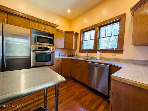 Tiny photo for 307 Russell Ave, Harriman, TN 37748 (MLS # 1321014)