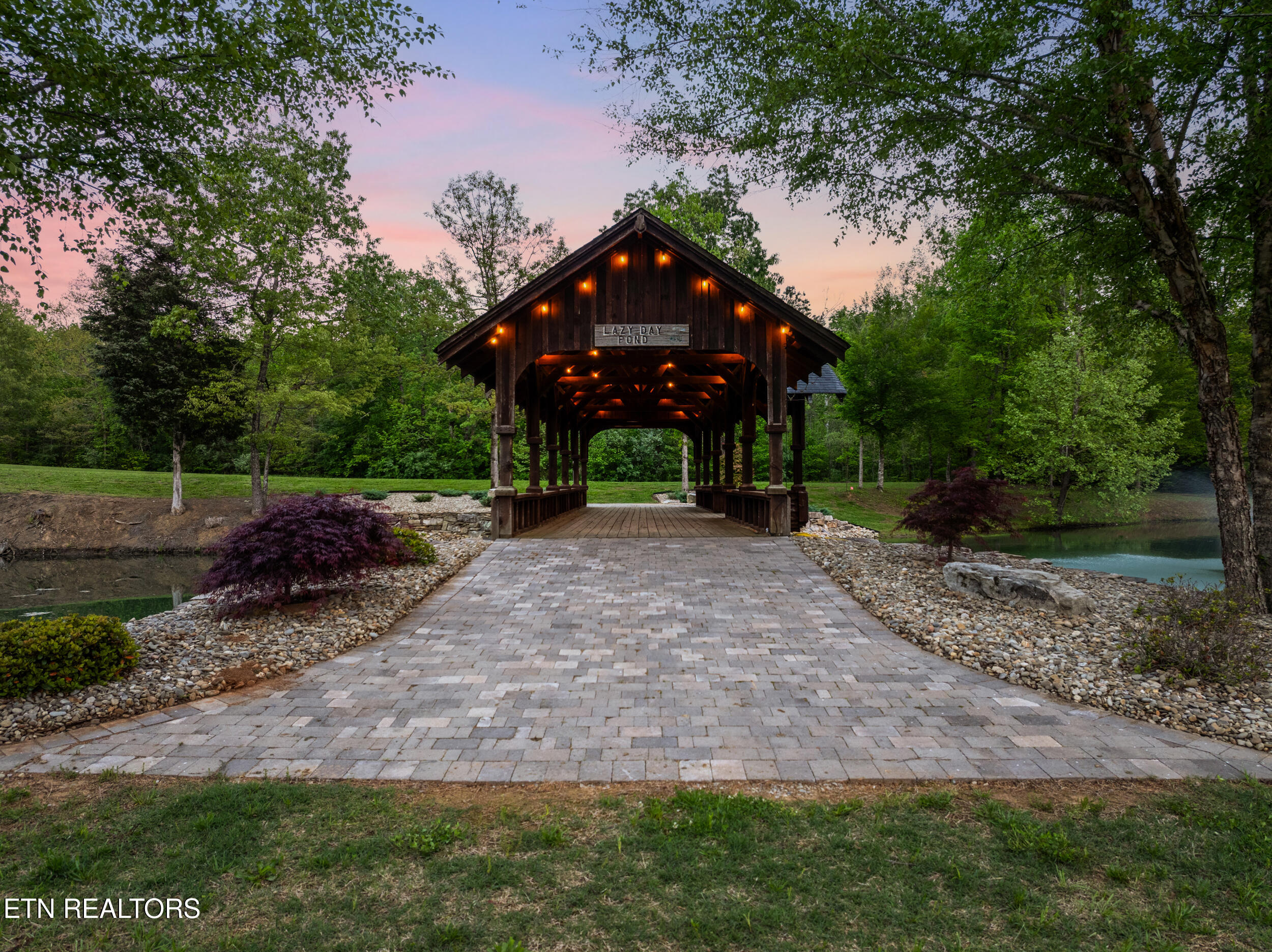 6570 Lee Thompson Lane
