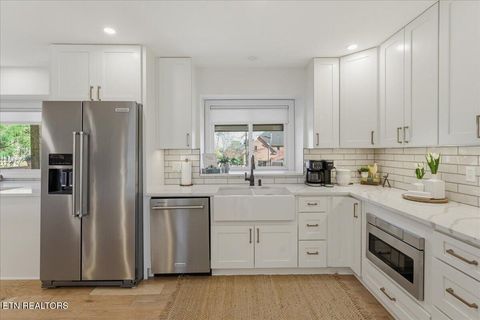 Tiny photo for 11028 Farragut Hills Blvd, Knoxville, TN 37934 (MLS # 1333386)