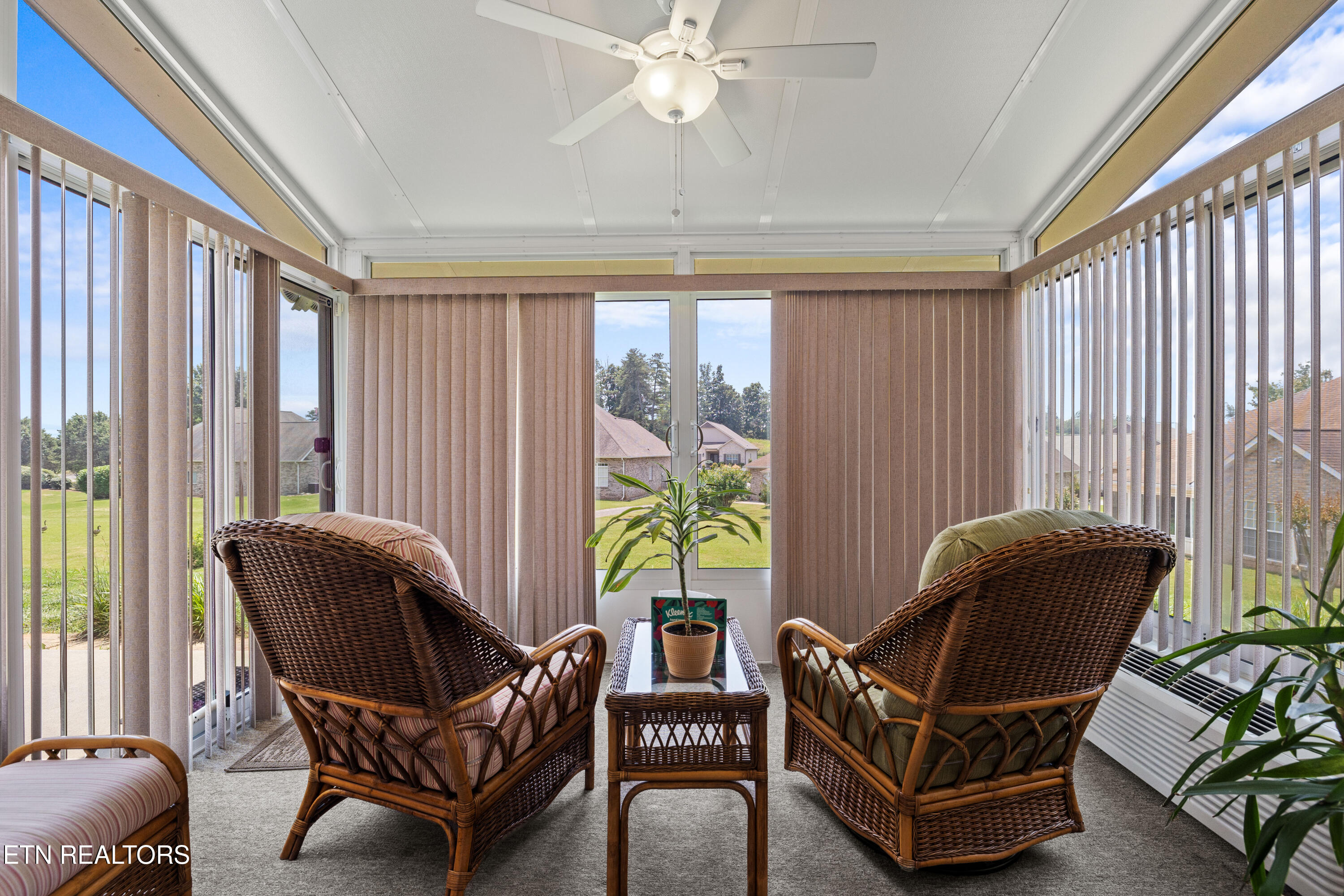 274 Royal Oaks Drive