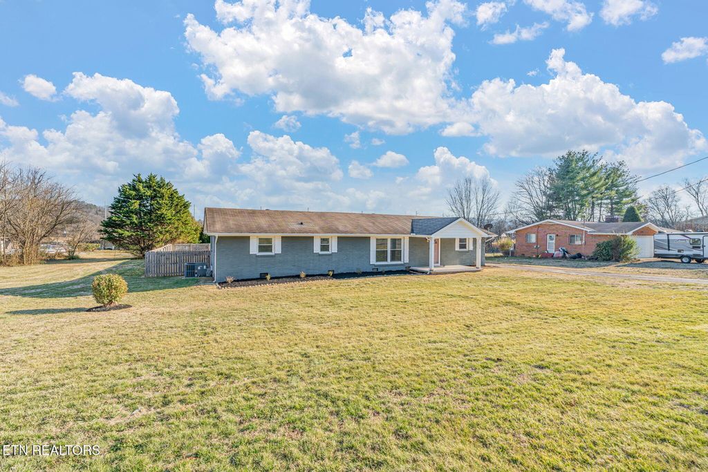Photo of 120 Madora Drive, Powell, TN 37849 (MLS # 1329071)