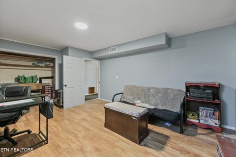 Tiny photo for 113 Nebraska Ave, Oak Ridge, TN 37830 (MLS # 1325915)