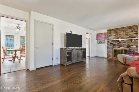 Tiny photo for 113 Nebraska Ave, Oak Ridge, TN 37830 (MLS # 1325915)