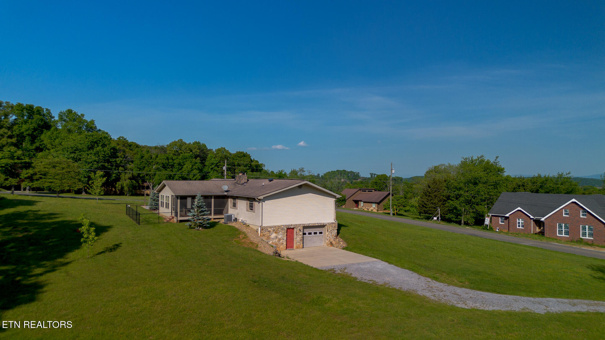 621 Briarwood Drive