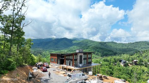 2848 Red Sky Drive Sevierville TN 37876