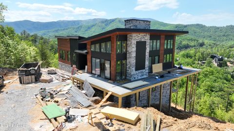 2848 Red Sky Drive Sevierville TN 37876