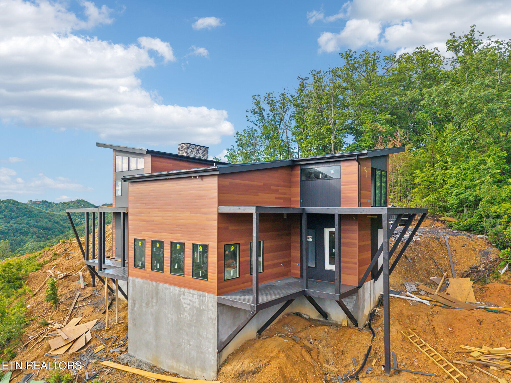 2848 Red Sky Drive