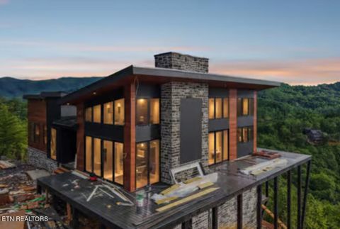 2848 Red Sky Drive Sevierville TN 37876
