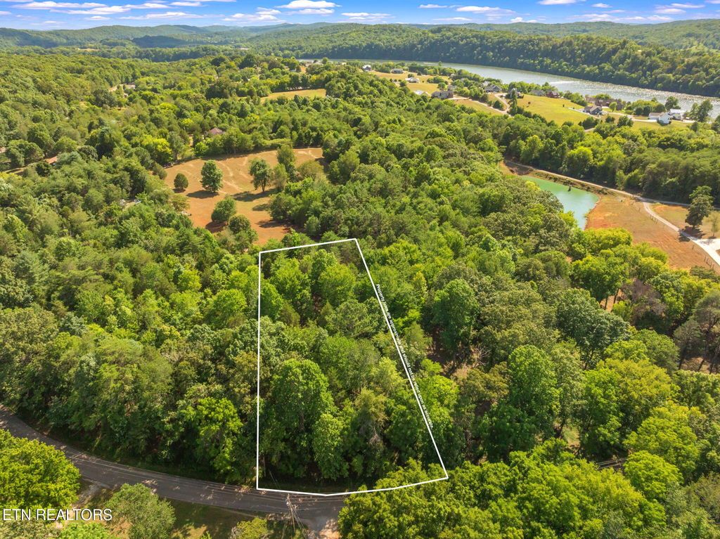 Photo of 776 Little Dogwood Rd, Kingston, TN 37763 (MLS # 1287719)