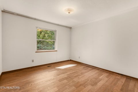 Tiny photo for 5704 Crestwood Drive, Knoxville, TN 37914 (MLS # 1357423)