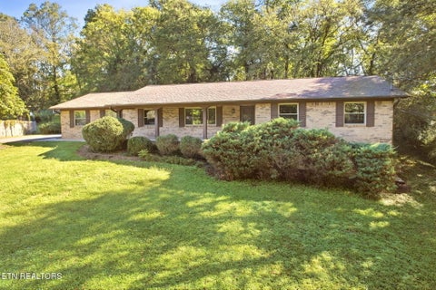 Tiny photo for 5704 Crestwood Drive, Knoxville, TN 37914 (MLS # 1357423)