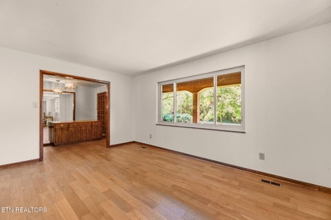 Tiny photo for 5704 Crestwood Drive, Knoxville, TN 37914 (MLS # 1357423)