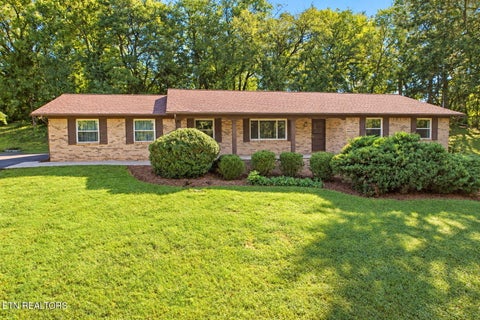 Tiny photo for 5704 Crestwood Drive, Knoxville, TN 37914 (MLS # 1357423)
