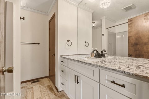 Tiny photo for 5704 Crestwood Drive, Knoxville, TN 37914 (MLS # 1357423)