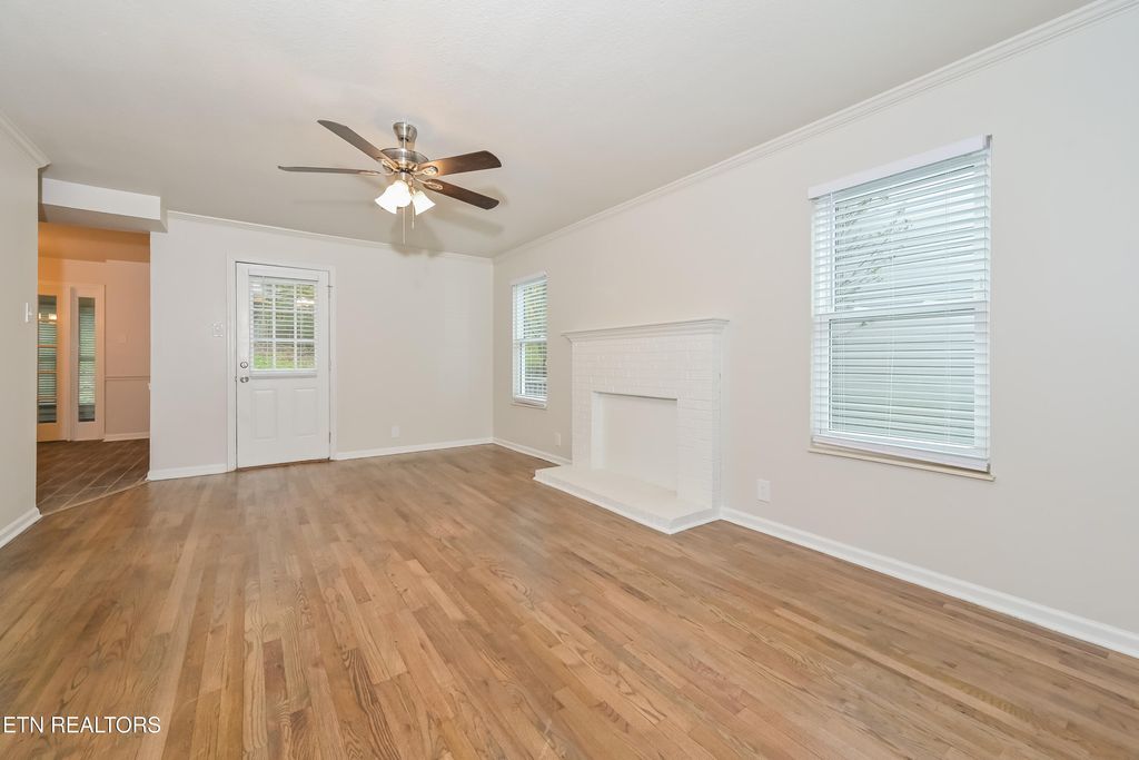 Photo of 513 Confederate Drive, Knoxville, TN 37922 (MLS # 1320897)