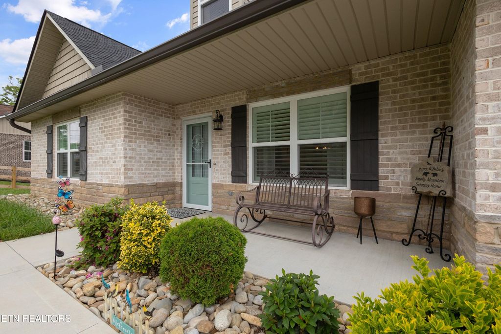 Photo of 4836 Douglas Dam Rd, Strawberry Plains, TN 37871 (MLS # 1300380)