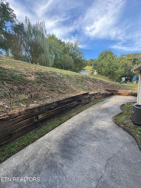 Tiny photo for 4518 Kinlock Lane, Knoxville, TN 37921 (MLS # 1337099)