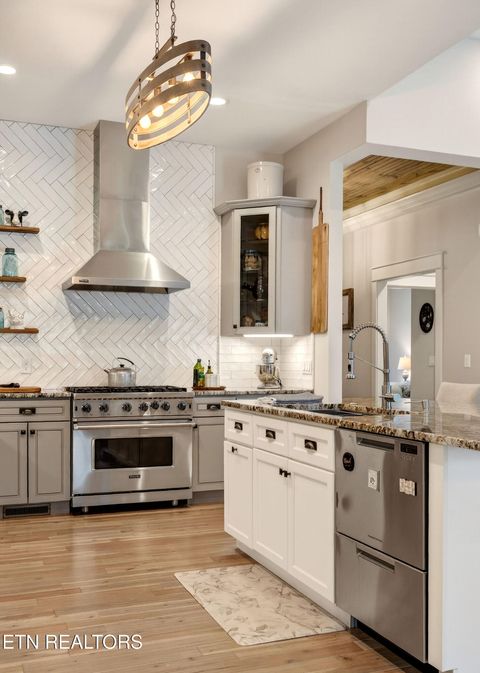 Tiny photo for 110 Motthaven Drive, Crossville, TN 38558 (MLS # 1326605)