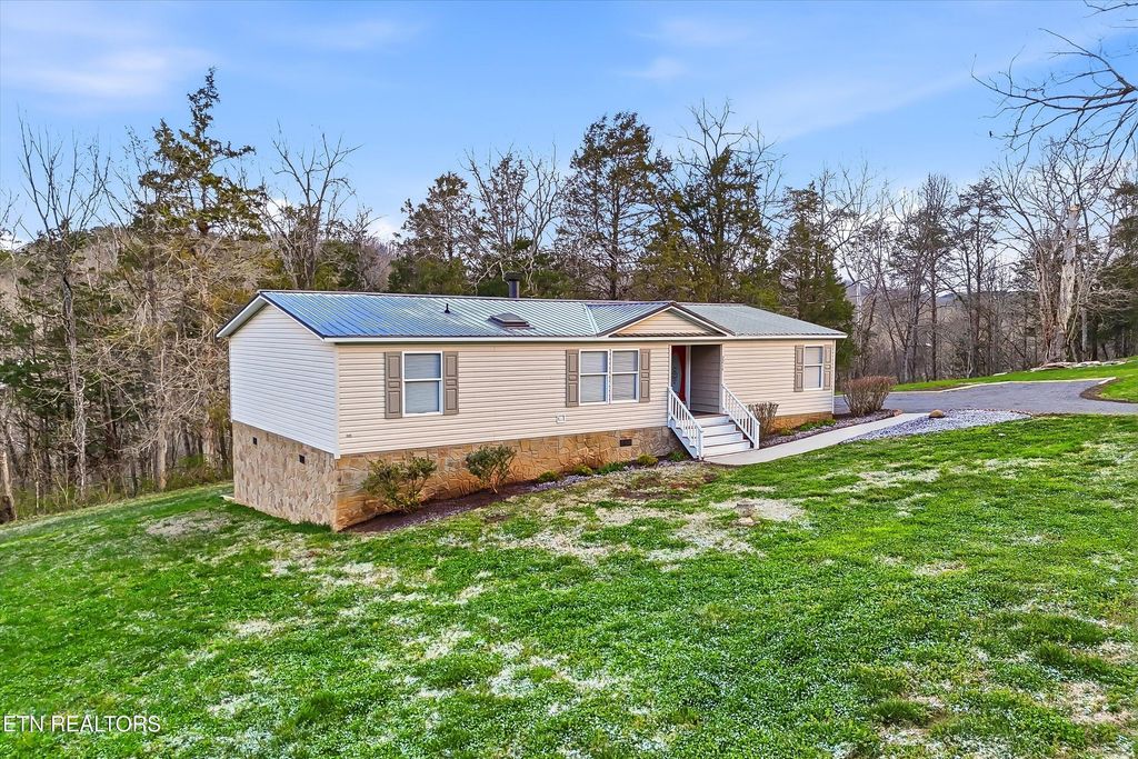 Photo of 2214 Hinds Creek Rd, Heiskell, TN 37754 (MLS # 1332786)