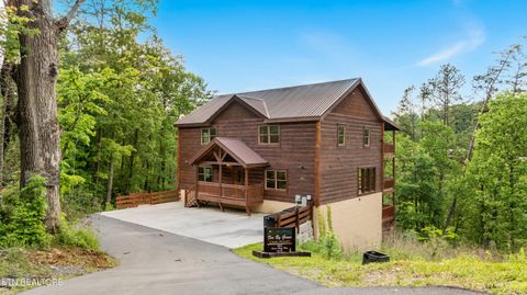 Photo of 2864 Owens Rdg Way, Sevierville, TN 37876 (MLS # 1345311)