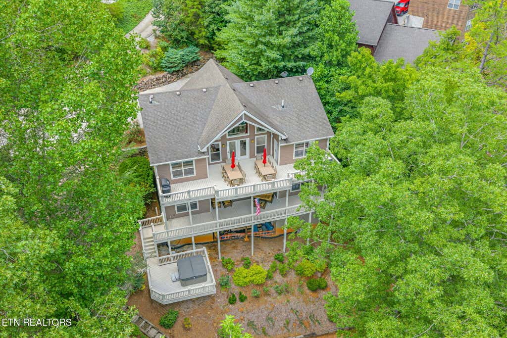 Photo of 678 Waterfront Tr, LaFollette, TN 37766 (MLS # 1351134)