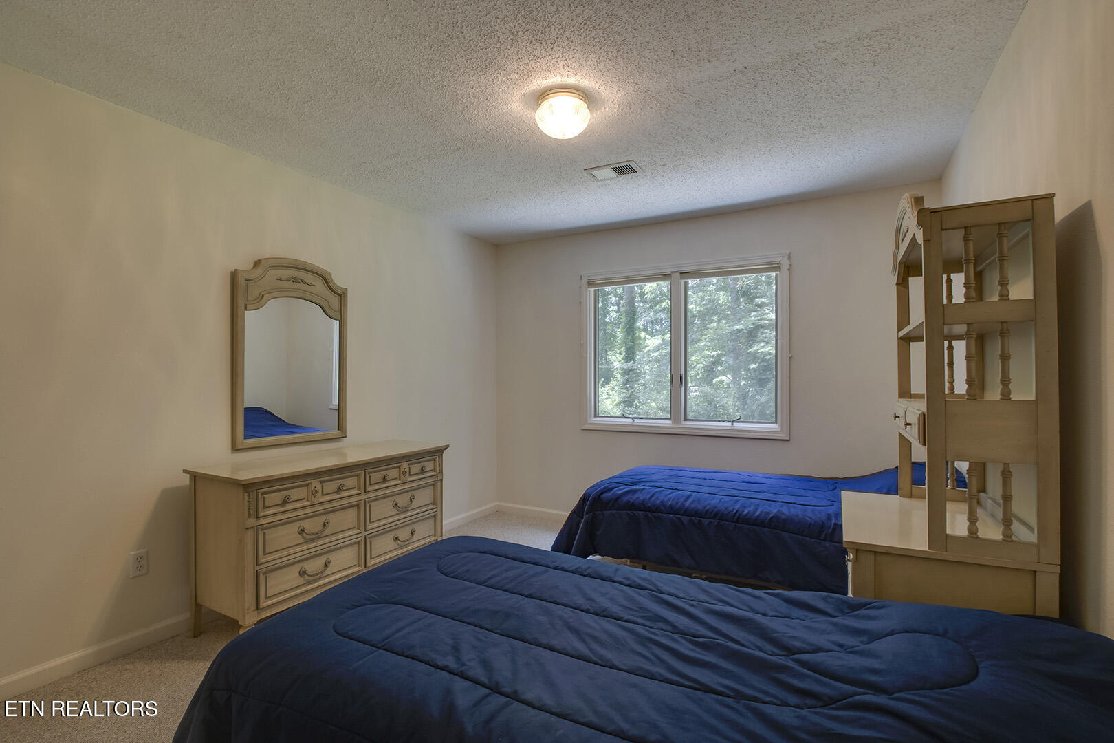 Loudon, Tennessee 37774, United States, 3 Bedrooms Bedrooms, ,3 BathroomsBathrooms,Residential,Active,138687