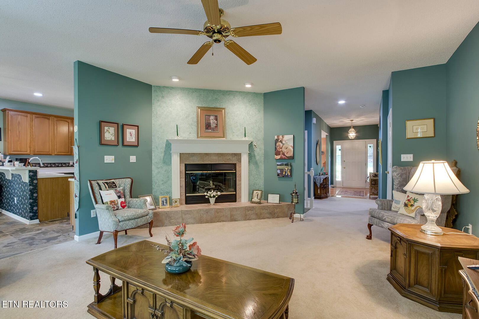 Loudon, Tennessee 37774, United States, 3 Bedrooms Bedrooms, ,3 BathroomsBathrooms,Residential,Active,138687