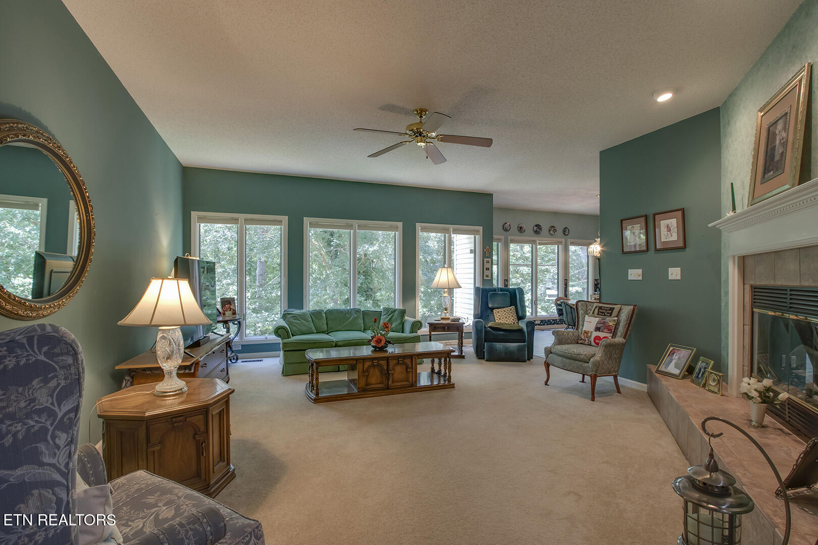 Loudon, Tennessee 37774, United States, 3 Bedrooms Bedrooms, ,3 BathroomsBathrooms,Residential,Active,138687